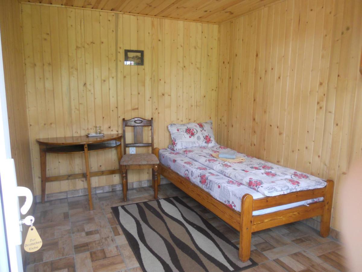 Pension, Camping & Biker Station Zur Deutschen Eiche Ciocanesti 外观 照片