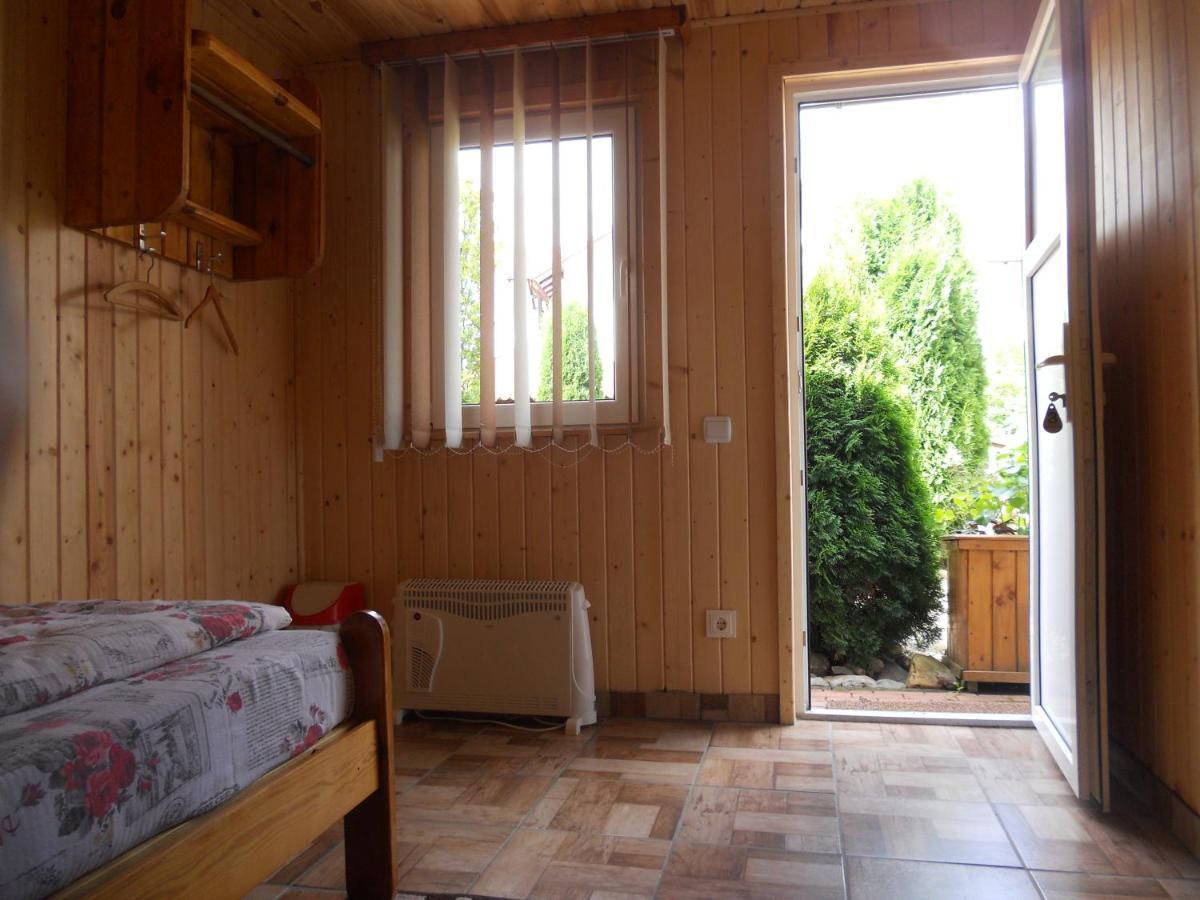 Pension, Camping & Biker Station Zur Deutschen Eiche Ciocanesti 外观 照片